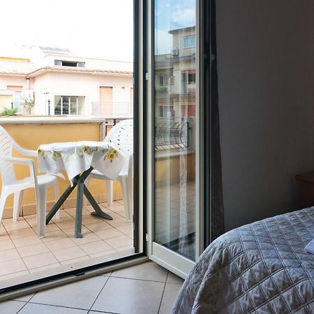 La Casa Degli Artisti 1 Hotel Nettuno Luaran gambar