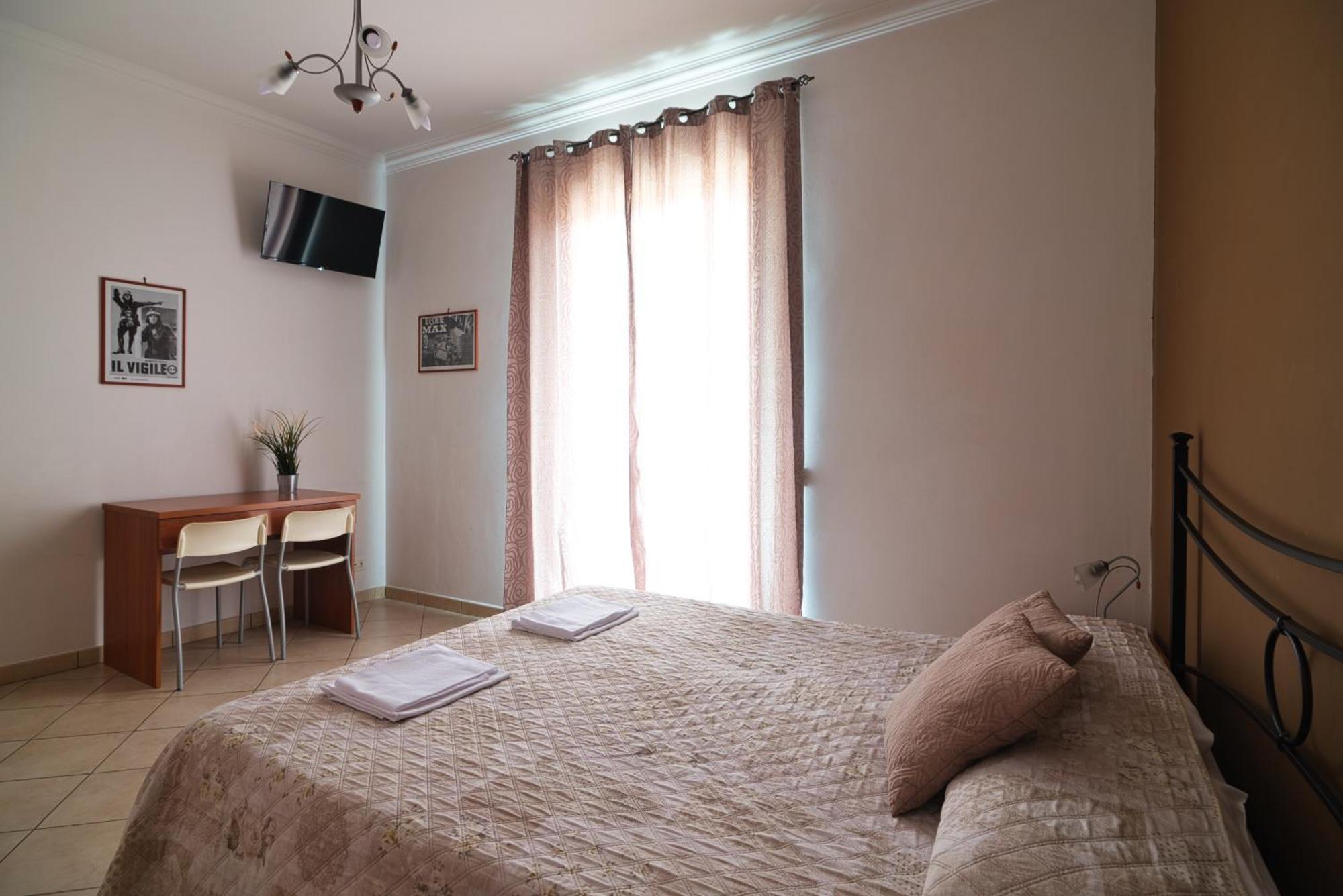 La Casa Degli Artisti 1 Hotel Nettuno Luaran gambar