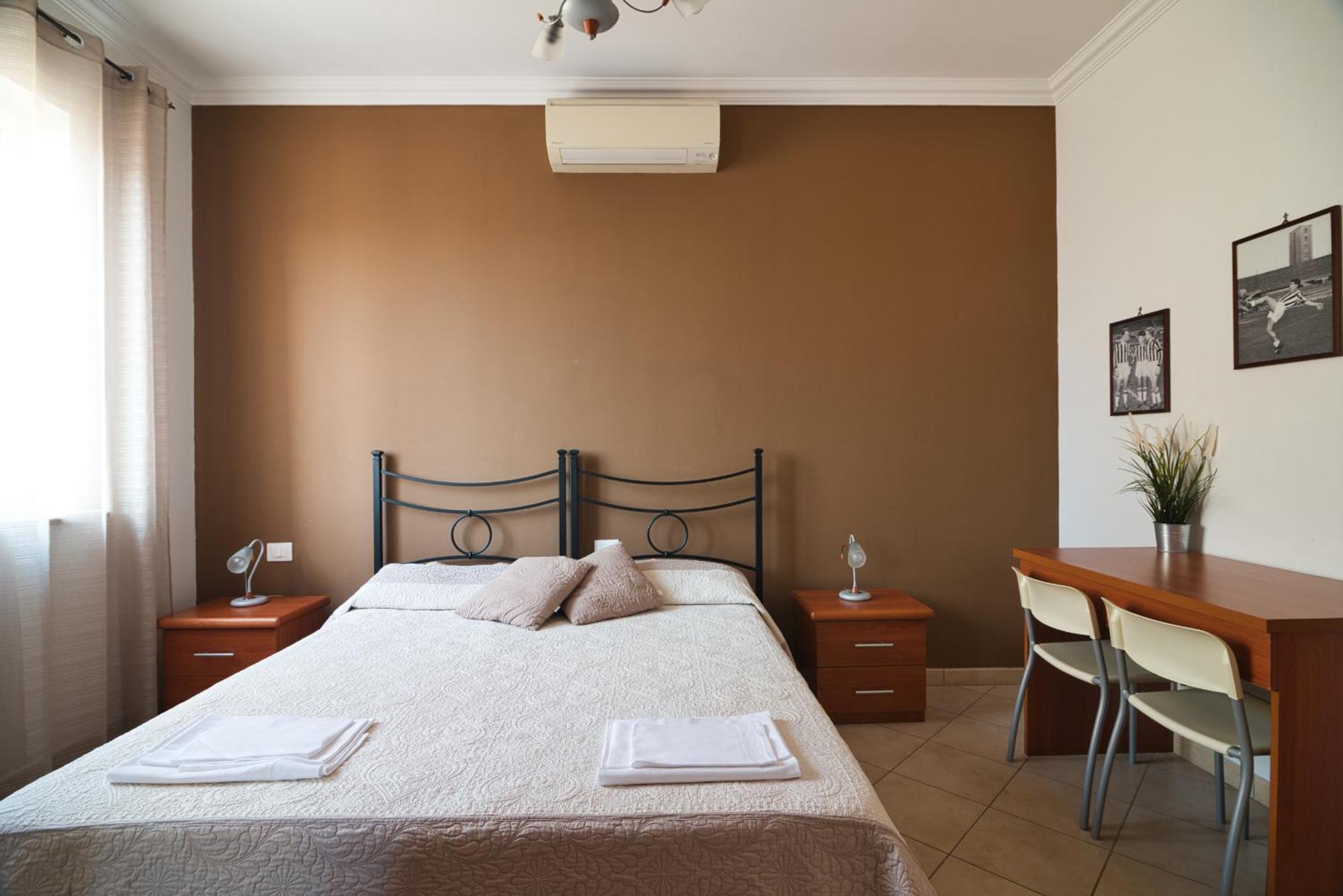 La Casa Degli Artisti 1 Hotel Nettuno Luaran gambar