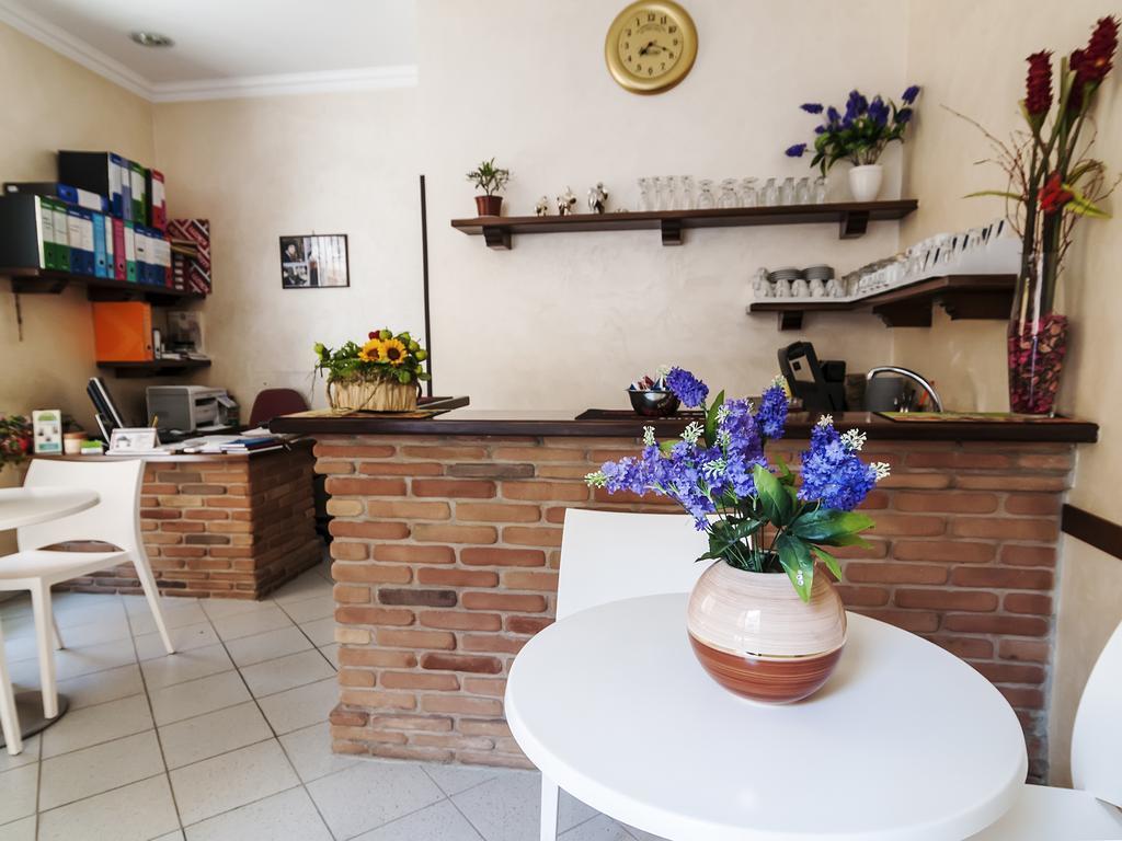 La Casa Degli Artisti 1 Hotel Nettuno Luaran gambar